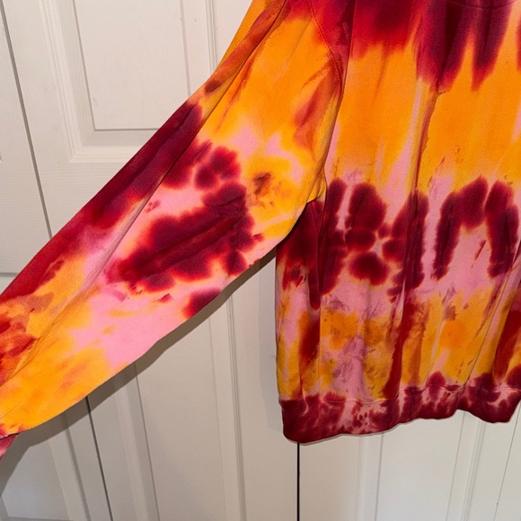 Tie-Dye Hoodie - Picture 8 of 12